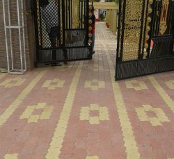 Bungalows  Farmhouse Paving